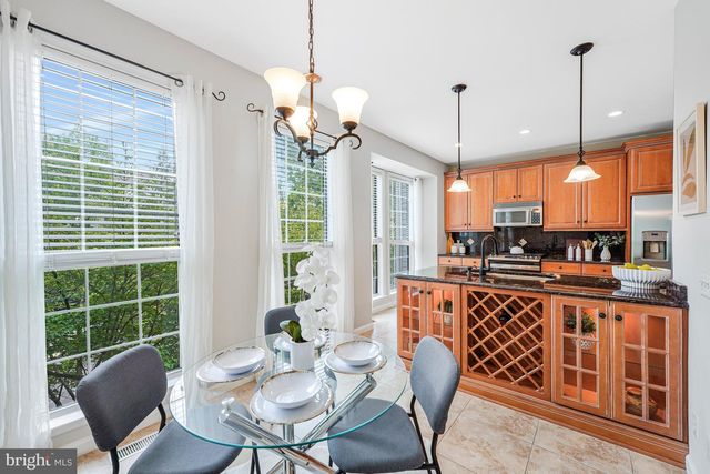 47575 SANDBANK SQ, Sterling, VA 20165