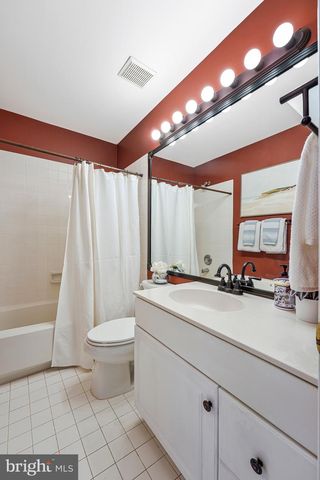 47575 SANDBANK SQ, Sterling, VA 20165