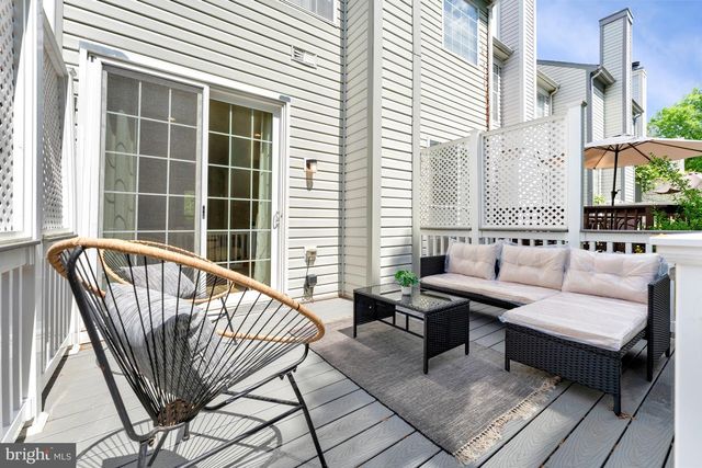 47575 SANDBANK SQ, Sterling, VA 20165