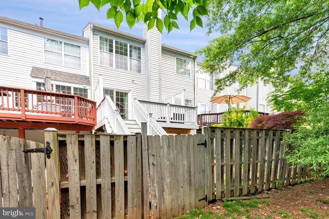 47575 SANDBANK SQ, Sterling, VA 20165