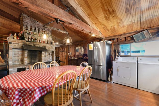 9277 Riverlodge Drive, Moss Point, MS 39562