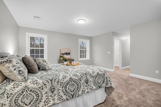 1180 Elm St Applewood, Leominster, MA 01453