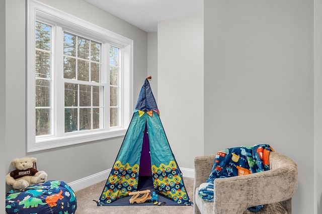 1180 Elm St Applewood, Leominster, MA 01453