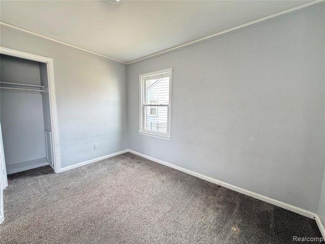 2000 N Melborn Street, Dearborn, MI 48128