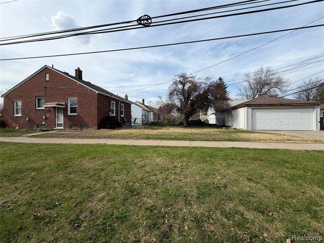 2000 N Melborn Street, Dearborn, MI 48128