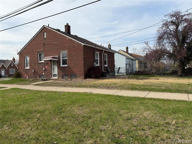 2000 N Melborn Street, Dearborn, MI 48128