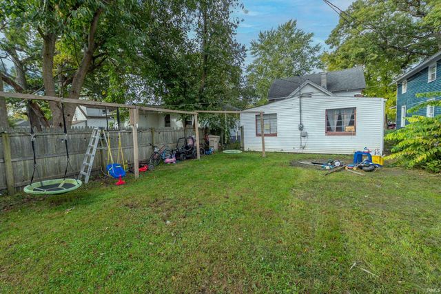 1052 Obrien Street, South Bend, IN 46628