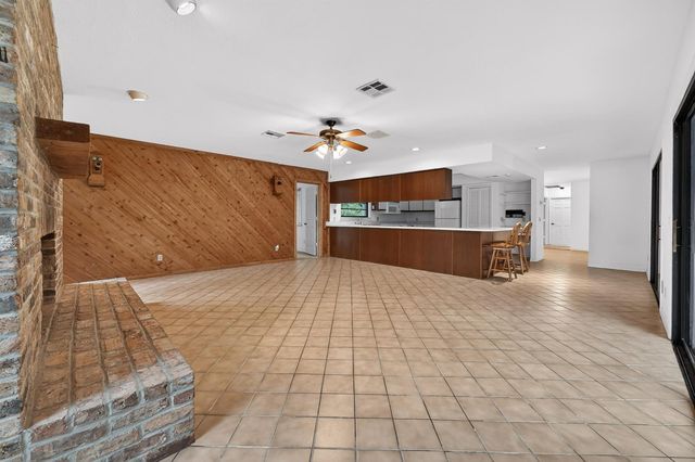 441 NE Town Terrace, Jensen Beach, FL 34957