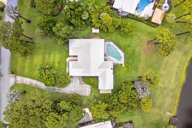 441 NE Town Terrace, Jensen Beach, FL 34957