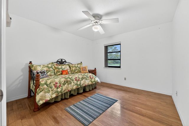 441 NE Town Terrace, Jensen Beach, FL 34957