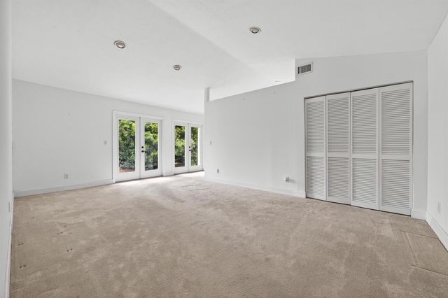 441 NE Town Terrace, Jensen Beach, FL 34957
