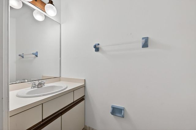 441 NE Town Terrace, Jensen Beach, FL 34957