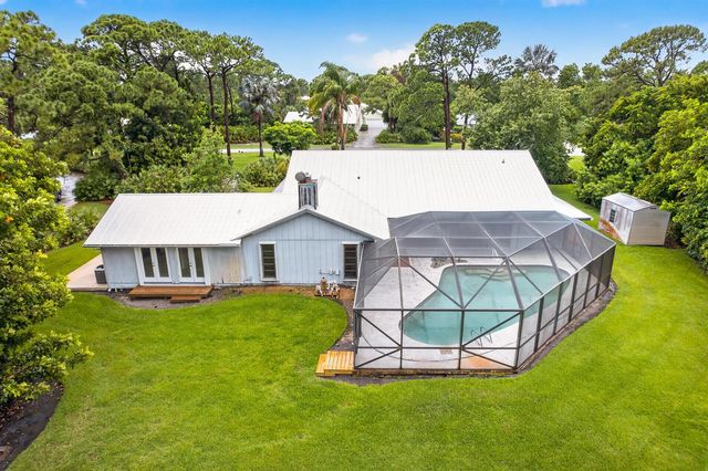 441 NE Town Terrace, Jensen Beach, FL 34957