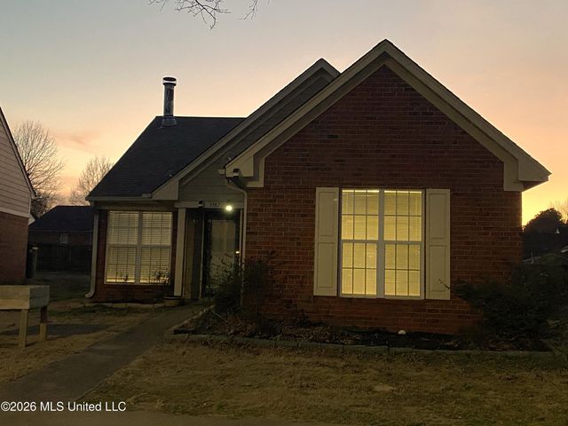 5387 W Payton Drive, Southaven, MS 38671