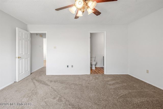 5387 W Payton Drive, Southaven, MS 38671