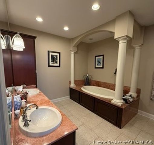 3707 Riverwalk Court, Jeffersonville, IN 47130