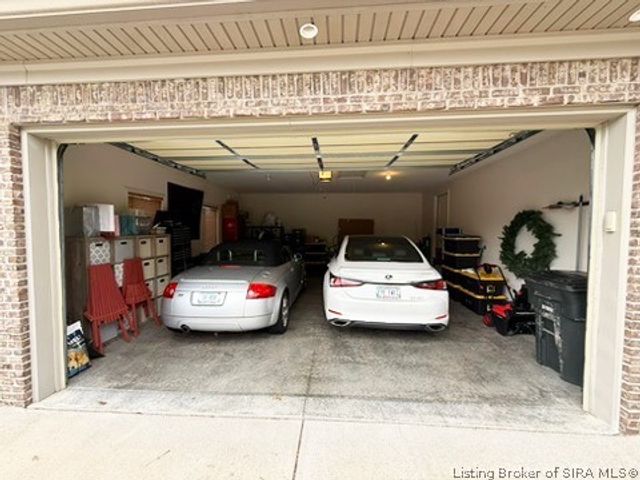 3707 Riverwalk Court, Jeffersonville, IN 47130