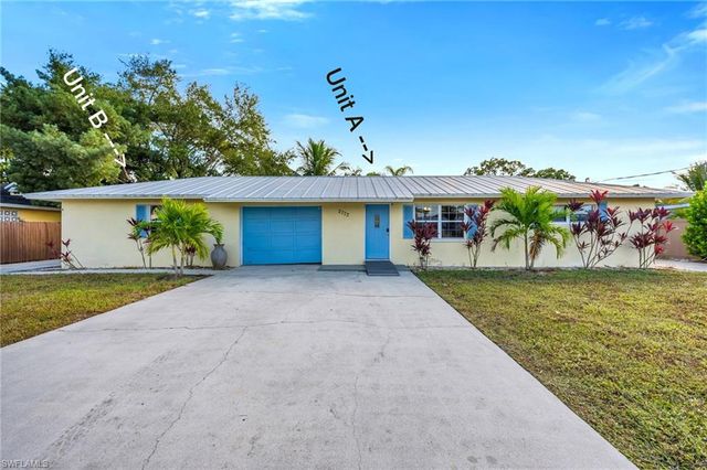 2772 Riverview DR, Naples, FL 34112