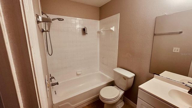 1087 S HIAWASSEE ROAD 422, Orlando, FL 32835