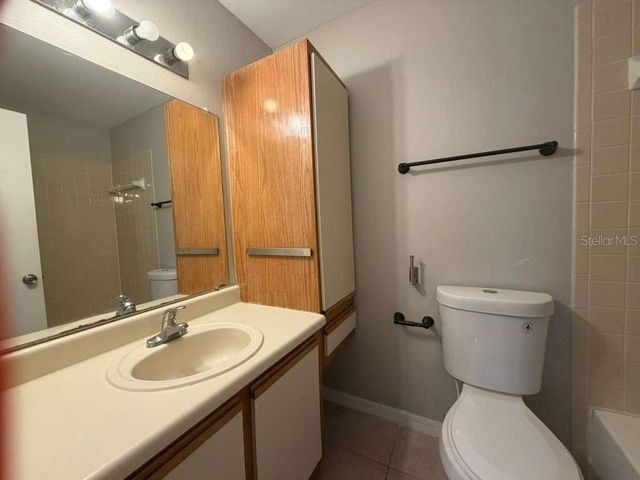 1087 S HIAWASSEE ROAD 422, Orlando, FL 32835