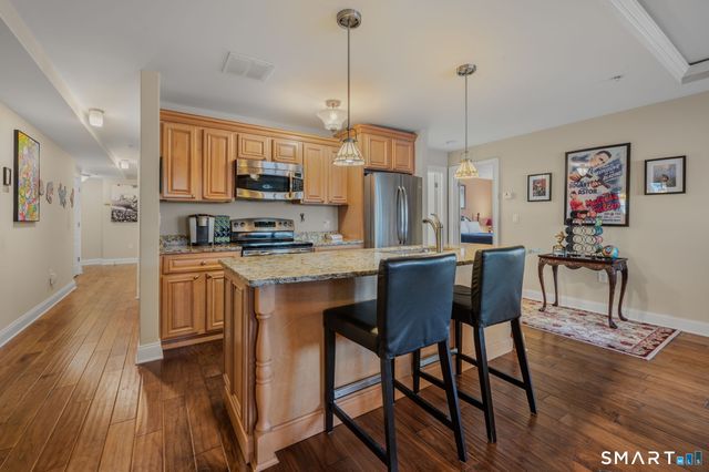 461 Bank Street 402, New London, CT 06320