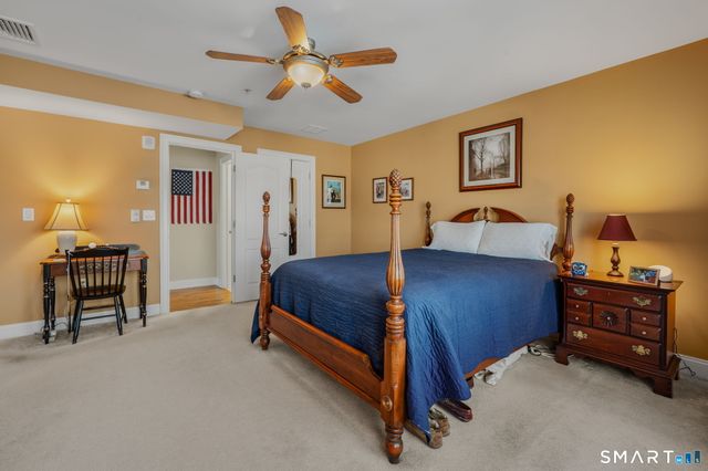 461 Bank Street 402, New London, CT 06320