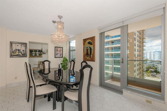 1912 S Ocean Drive 9C, Hallandale Beach, FL 33009