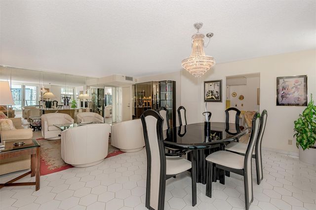 1912 S Ocean Drive 9C, Hallandale Beach, FL 33009