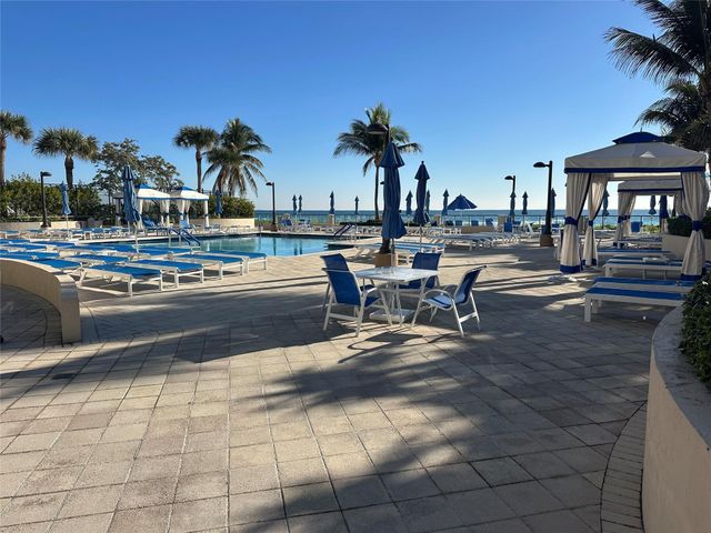 1912 S Ocean Drive 9C, Hallandale Beach, FL 33009