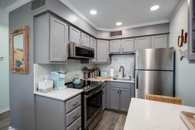 1210 Cypress Pointe Drive, Manning, SC 29102