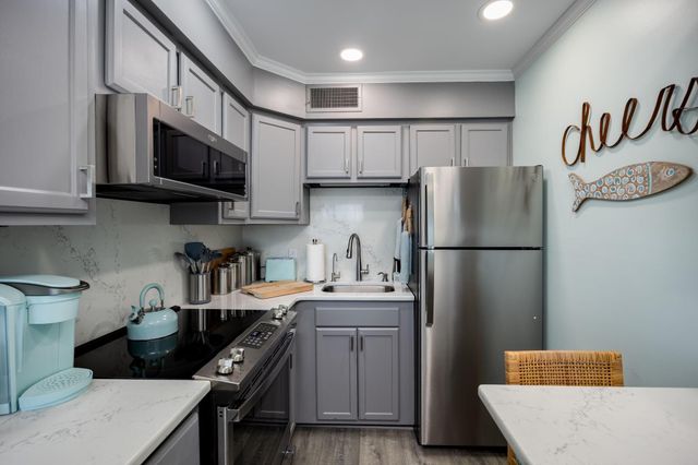 1210 Cypress Pointe Drive, Manning, SC 29102