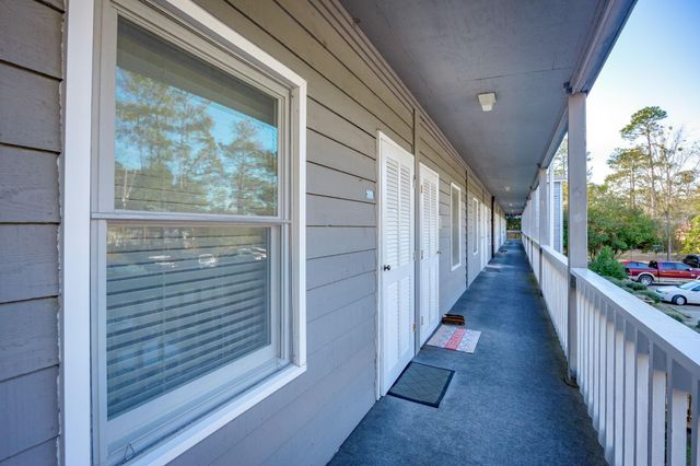 1210 Cypress Pointe Drive, Manning, SC 29102