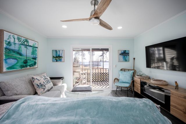 1210 Cypress Pointe Drive, Manning, SC 29102