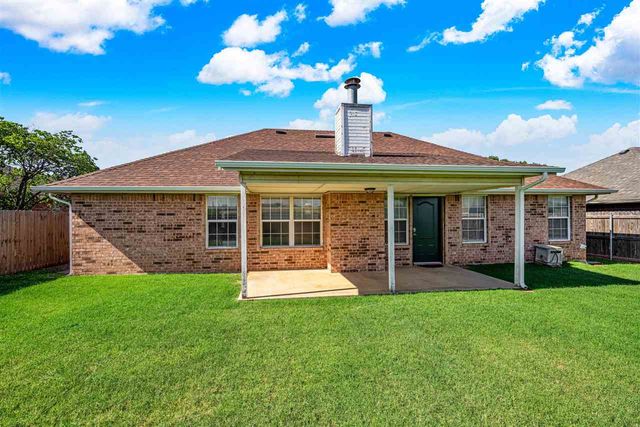 6806 SW Drakestone, Lawton, OK 73502