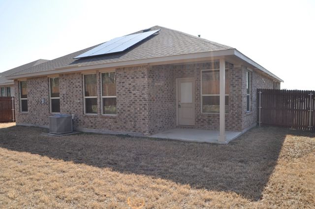 303 Ferriday Street, Glenn Heights, TX 75154