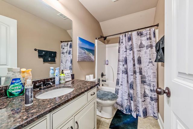 33 Hickory Heights Drive, Phenix City, AL 36870
