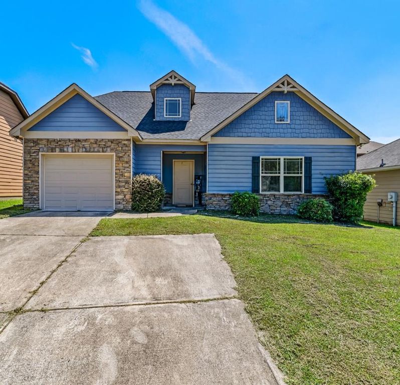33 Hickory Heights Drive, Phenix City, AL 36870