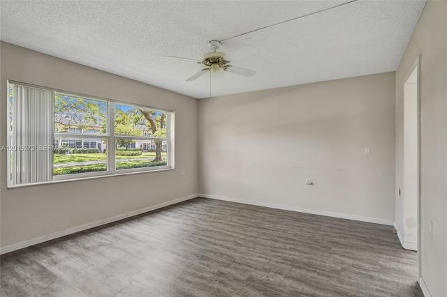 1108 Bahama Bnd B1, Coconut Creek, FL 33066