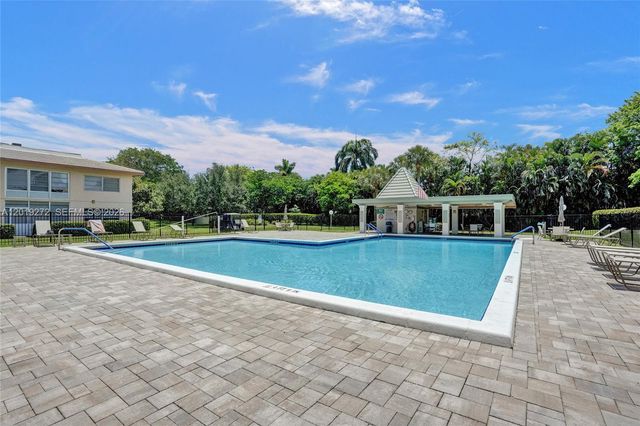 1108 Bahama Bnd B1, Coconut Creek, FL 33066