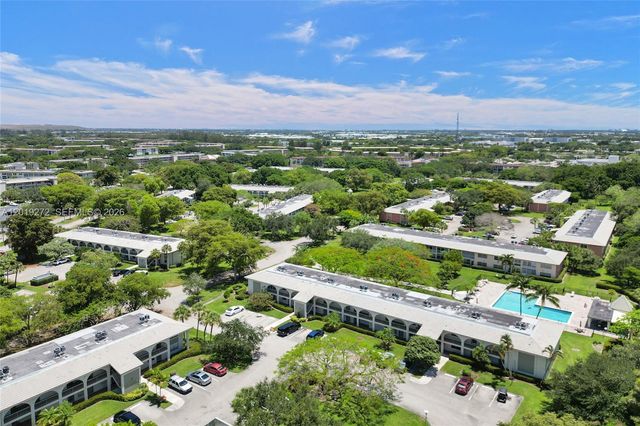 1108 Bahama Bnd B1, Coconut Creek, FL 33066