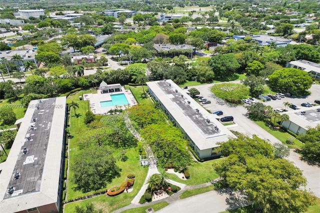 1108 Bahama Bnd B1, Coconut Creek, FL 33066