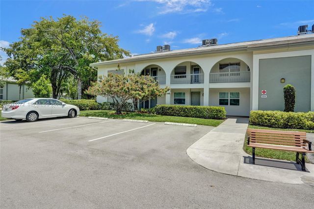 1108 Bahama Bnd B1, Coconut Creek, FL 33066
