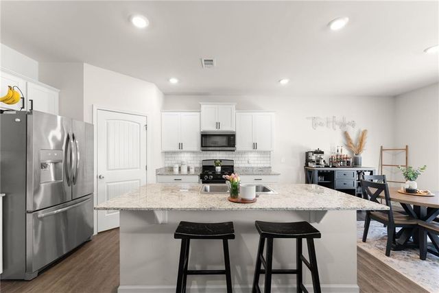 5549 Barberry Avenue, Oakwood, GA 30566