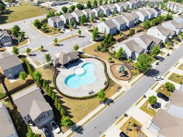 5549 Barberry Avenue, Oakwood, GA 30566