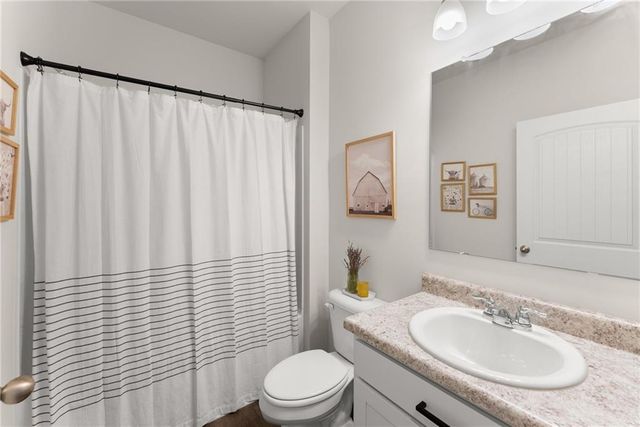 5549 Barberry Avenue, Oakwood, GA 30566