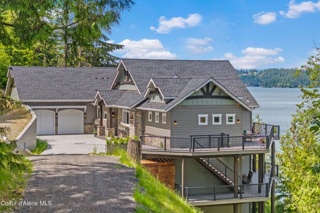 8491 N McKinley LN, Hayden Lake, ID 83835