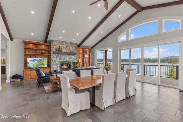 8491 N McKinley LN, Hayden Lake, ID 83835