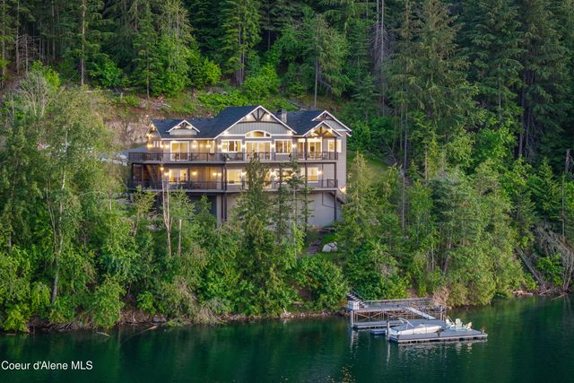 8491 N McKinley LN, Hayden Lake, ID 83835