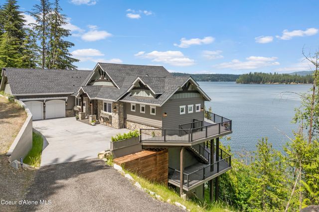 8491 N McKinley LN, Hayden Lake, ID 83835