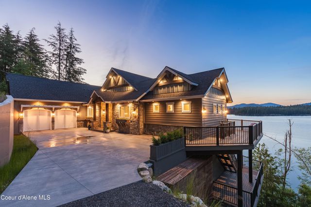 8491 N McKinley LN, Hayden Lake, ID 83835